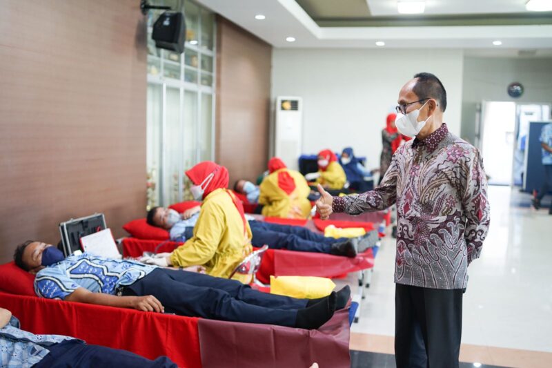 Aksi Peduli Sosial PDAM Makassar, Puluhan Pegawai Ikut Donor Darah PMI Sulsel